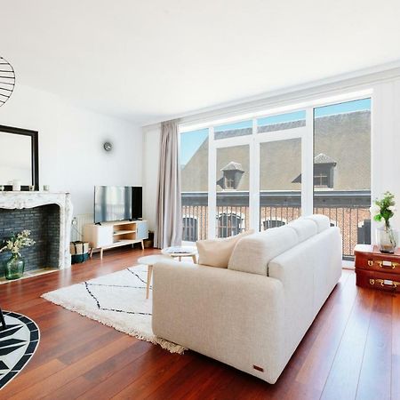 Apartamento Luxury Apart' Mons City Center With Terrace Exterior foto