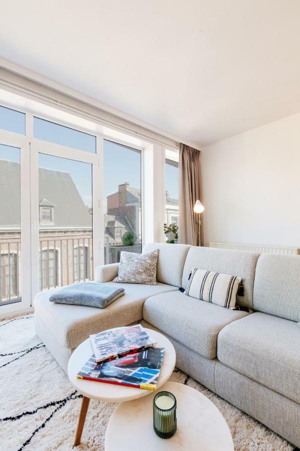 Apartamento Luxury Apart' Mons City Center With Terrace Exterior foto